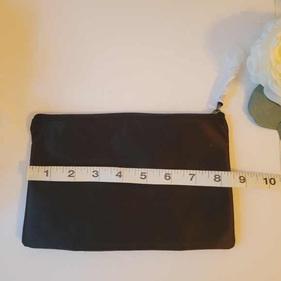 NWT, Victoria's Secret Limited Edition 3pcs Forever Angel travel case - Picture 12 of 15